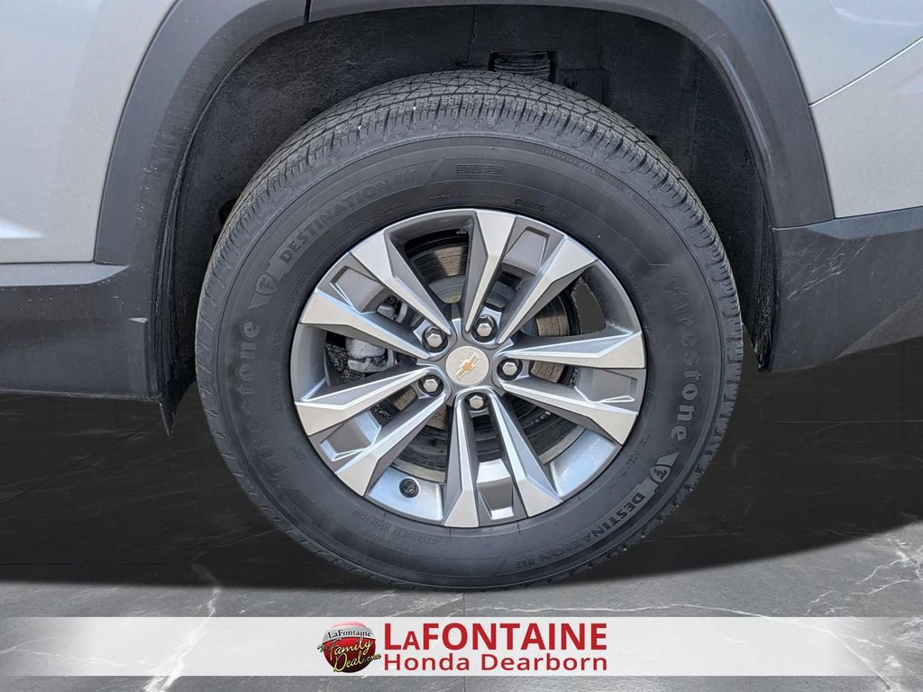 2025 Chevrolet Equinox LT - Photo 35