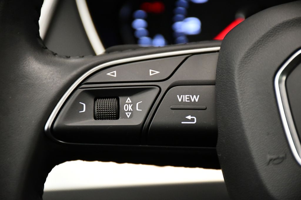 Thumbnail: 2020 Audi Q5 - 23