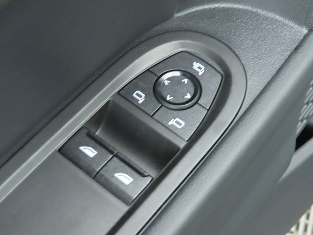 Thumbnail: 2026 MINI Cooper - 25