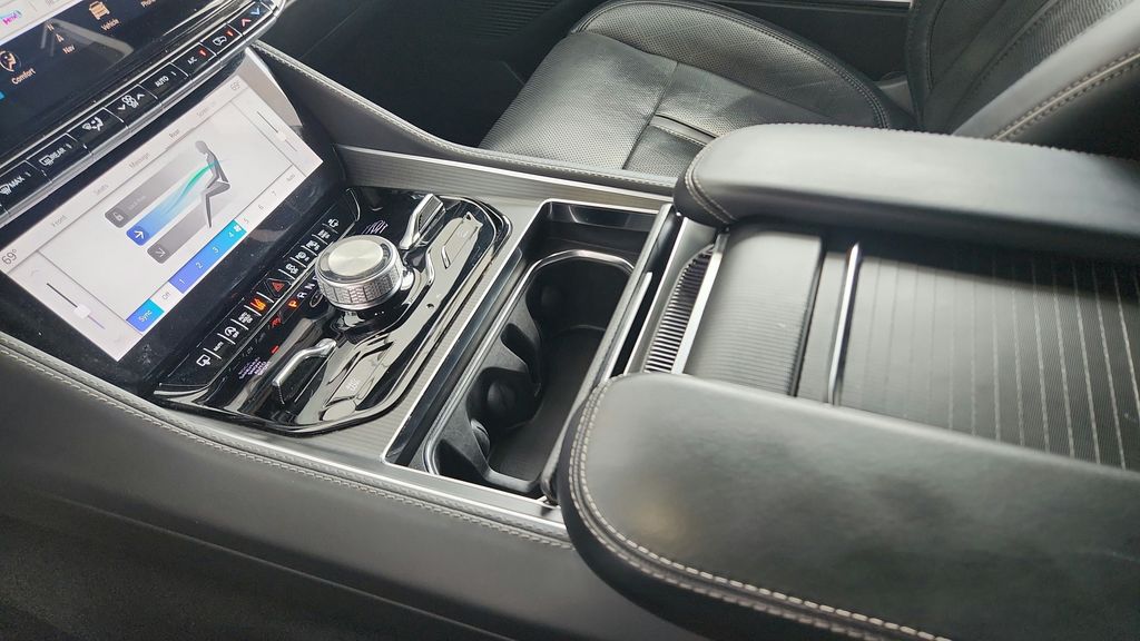 2024 Jeep Grand Wagoneer L