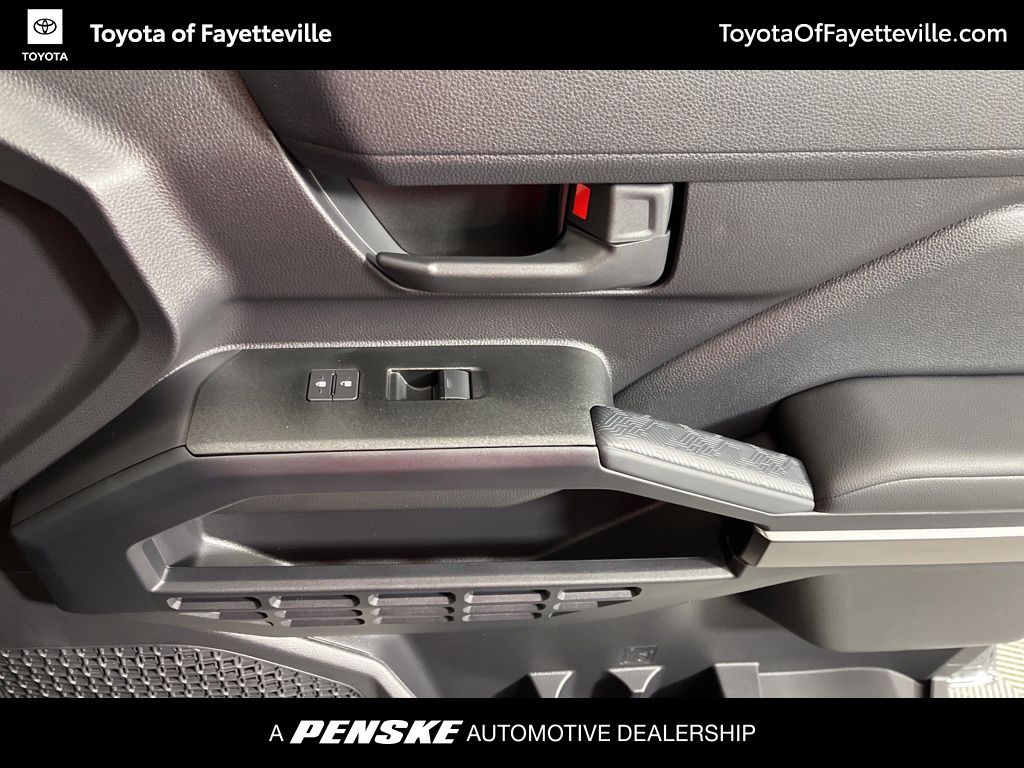 Thumbnail: 2025 Toyota 4Runner - 12