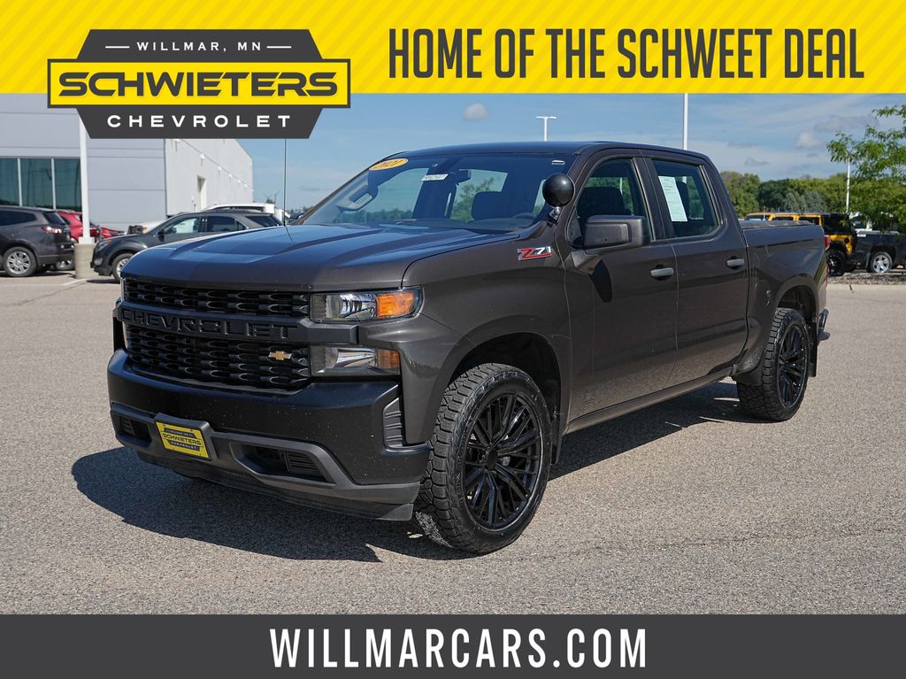 Oxford Brown Metallic 2021 Chevrolet Silverado 1500 Pickup Truck Four-Wheel Drive 6-Speed Automatic Overdrive
