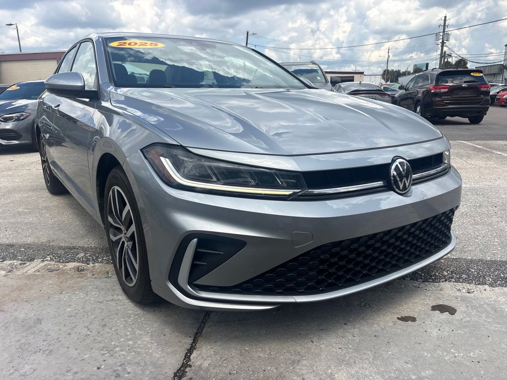 Monument Gray 2025 Volkswagen Jetta Sedan Front-Wheel Drive 8-Speed Automatic