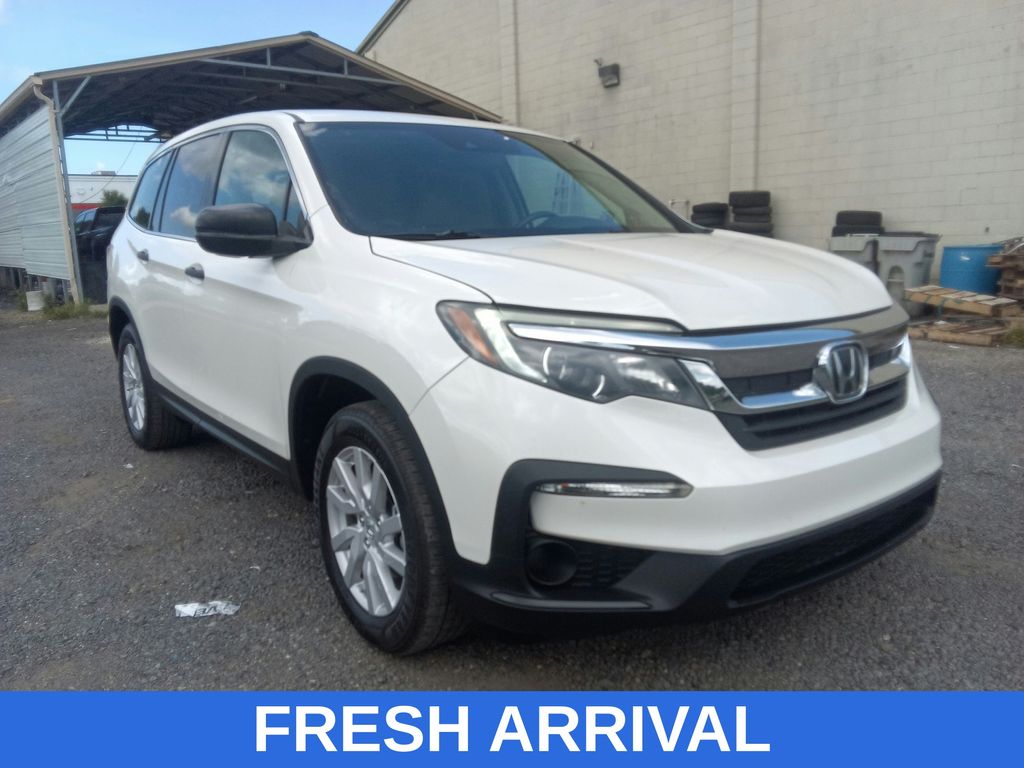 White 2019 Honda Pilot SUV / Crossover Front-Wheel Drive 6-Speed Automatic