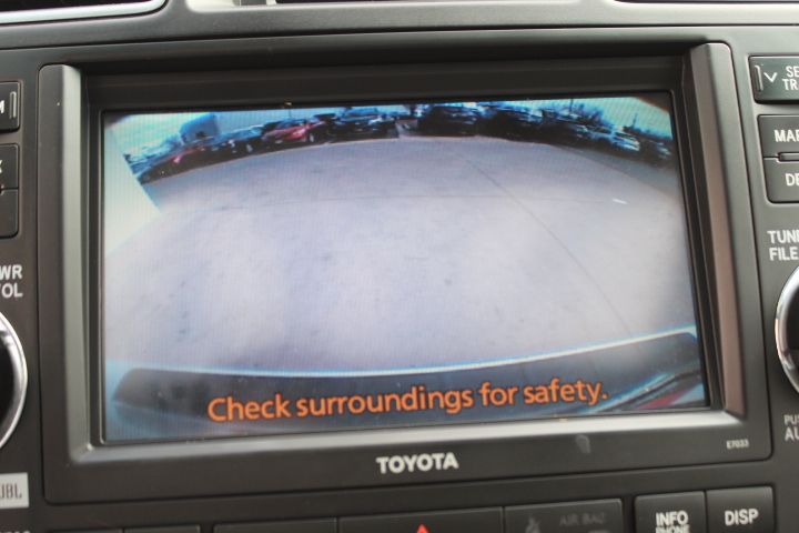 Used Car 2012 Toyota Highlander  Limited For Sale Under $10,000 In Georgetown, Texas