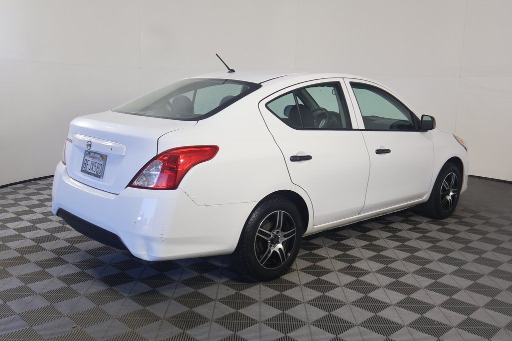 Thumbnail: 2015 Nissan Versa - 4