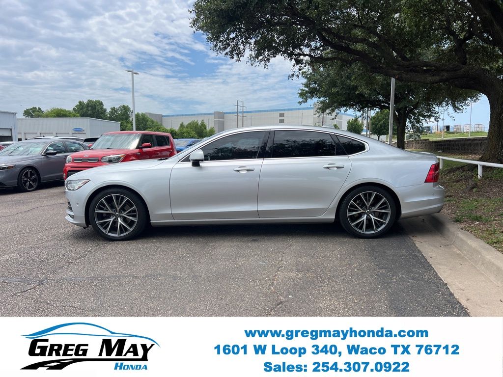 2018 Volvo S90 T5 Momentum - 3