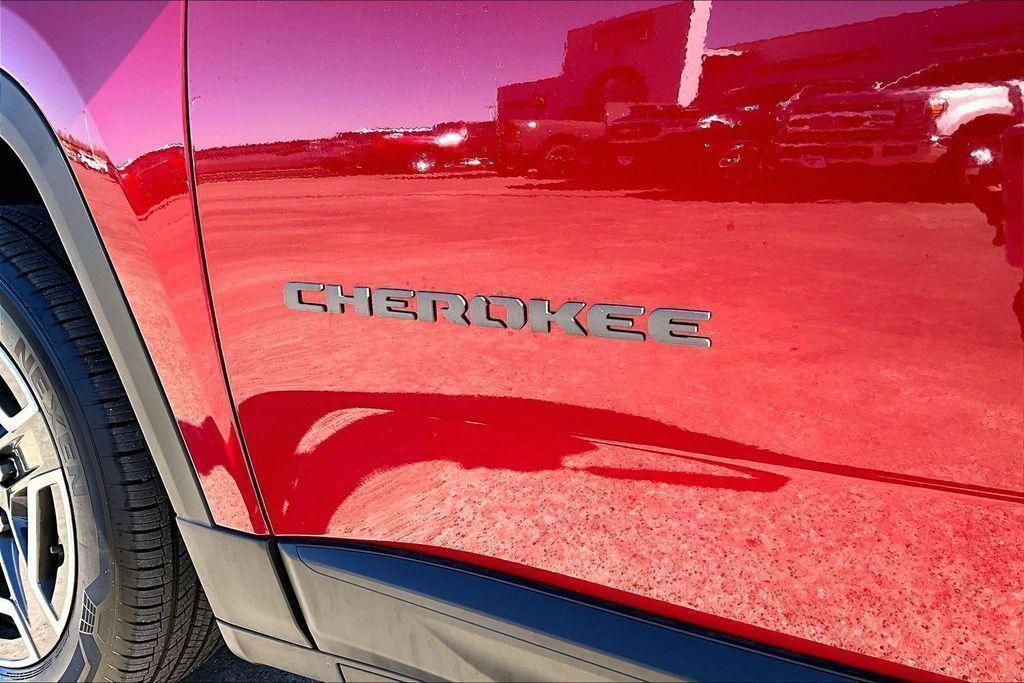 2026 Jeep Cherokee Limited - 11