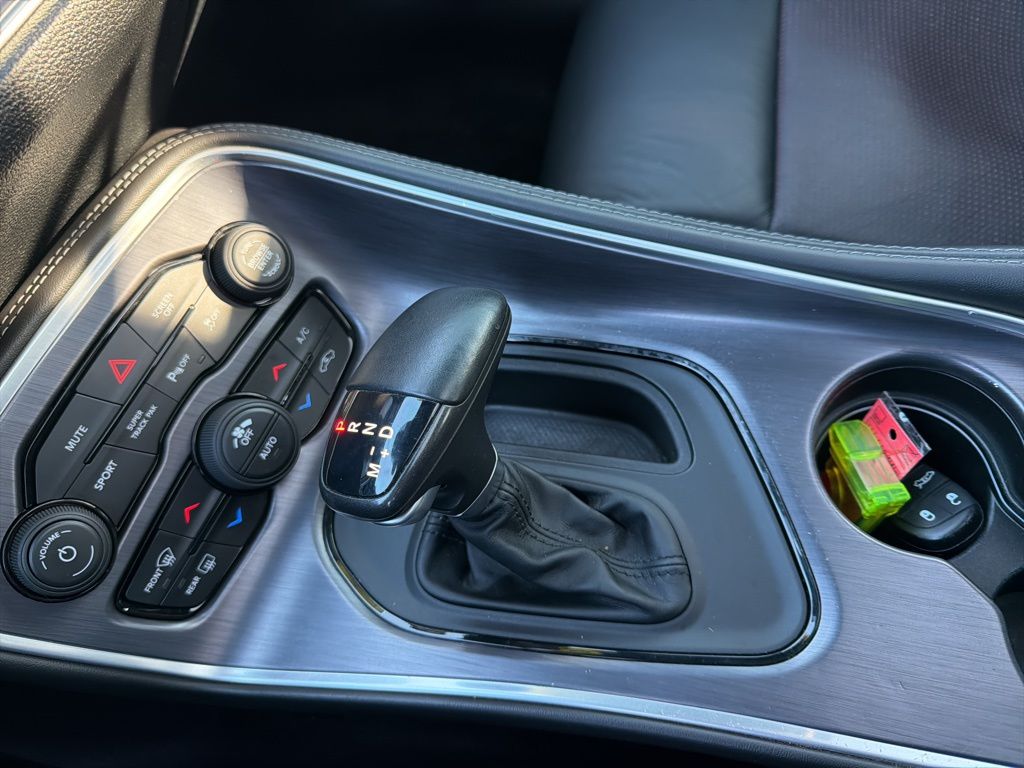 Thumbnail: 2017 Dodge Challenger - 30