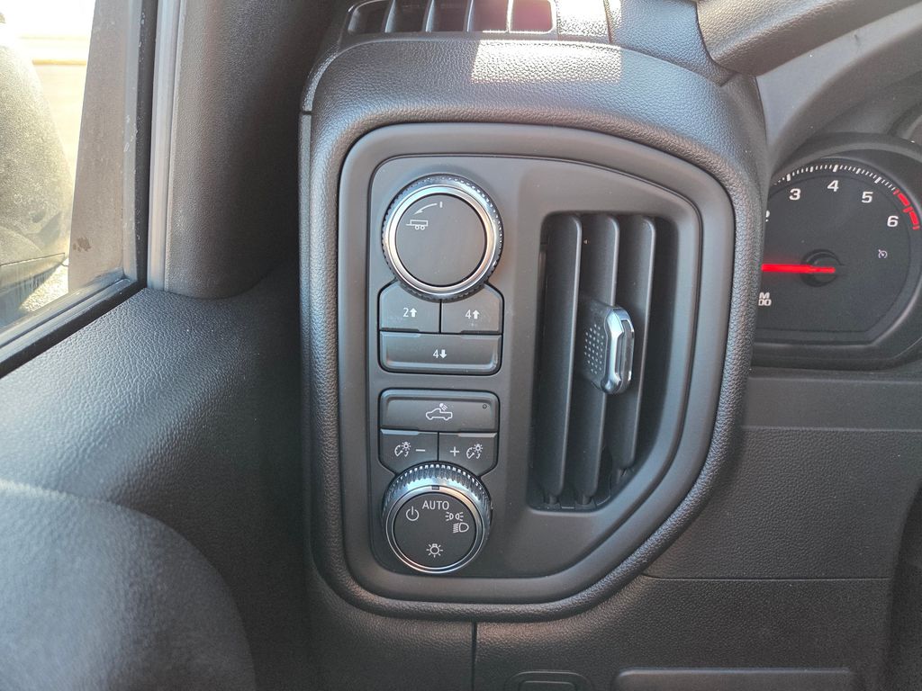 2026 GMC Sierra 3500HD Pro