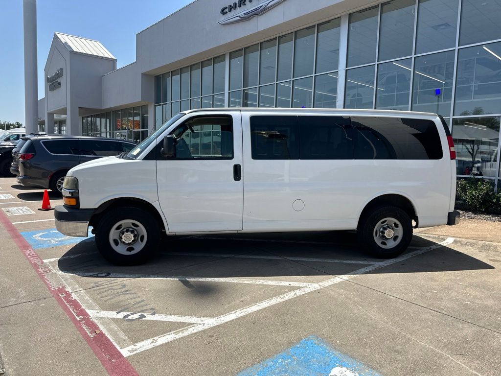 2009 Chevrolet Express 3500 Work Van