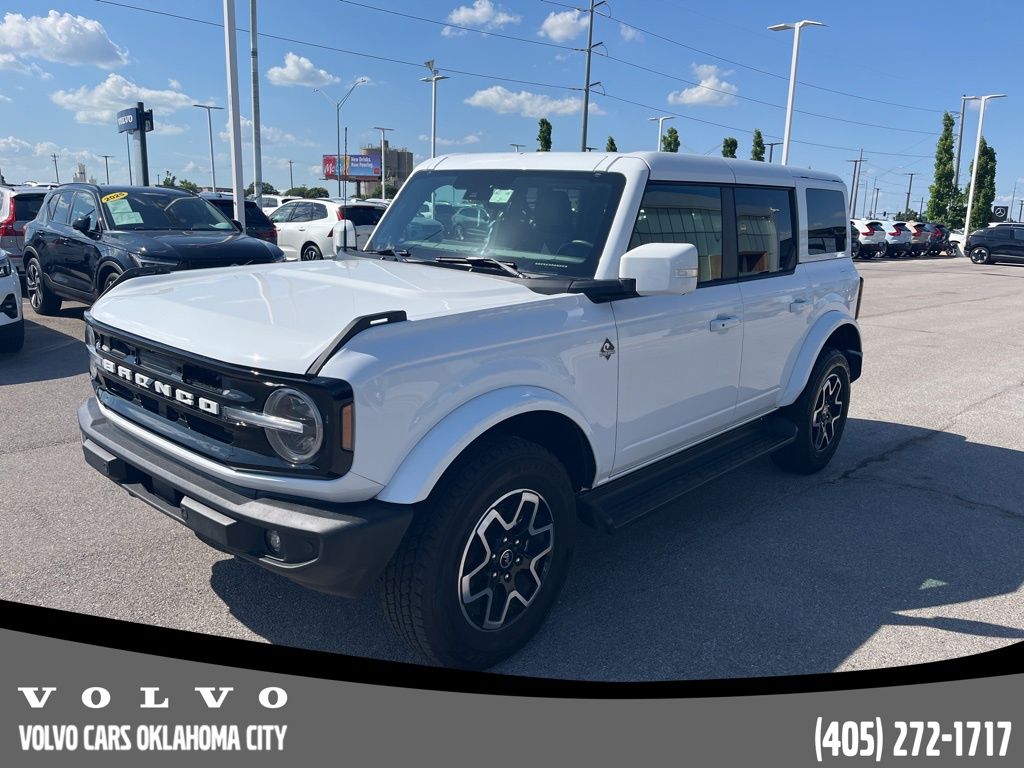 2025 Ford Bronco Outer Banks 4x4's photo