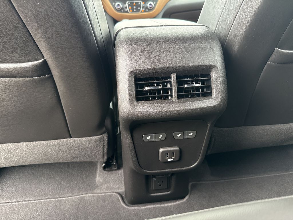 2021 Chevrolet Equinox Premier Black at Traditions Chevrolet