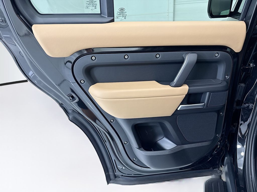 Thumbnail: 2026 Land Rover Defender - 25