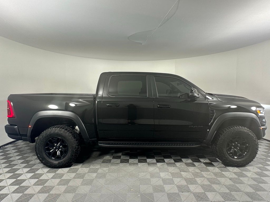 Thumbnail: 2025 RAM 1500 - 4