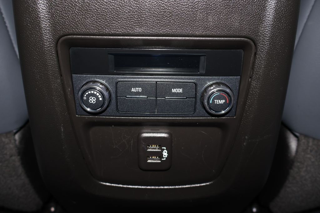2019 Buick Enclave Essence 18