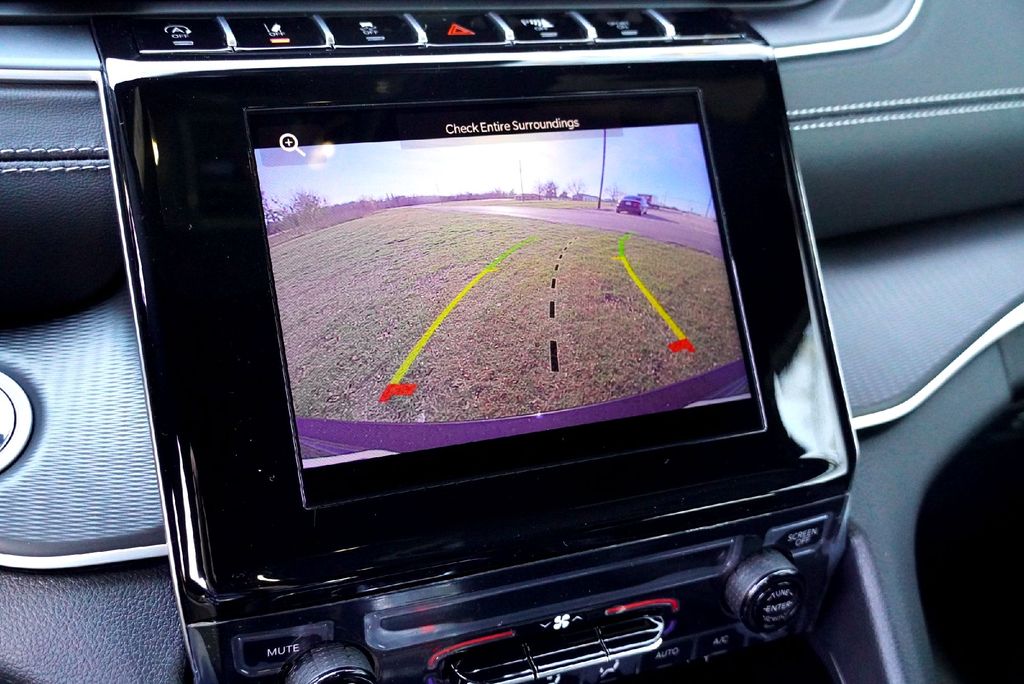 New Car 2025 Jeep Grand Cherokee  Laredo For Sale Under $35,000 In Taylor, Texas