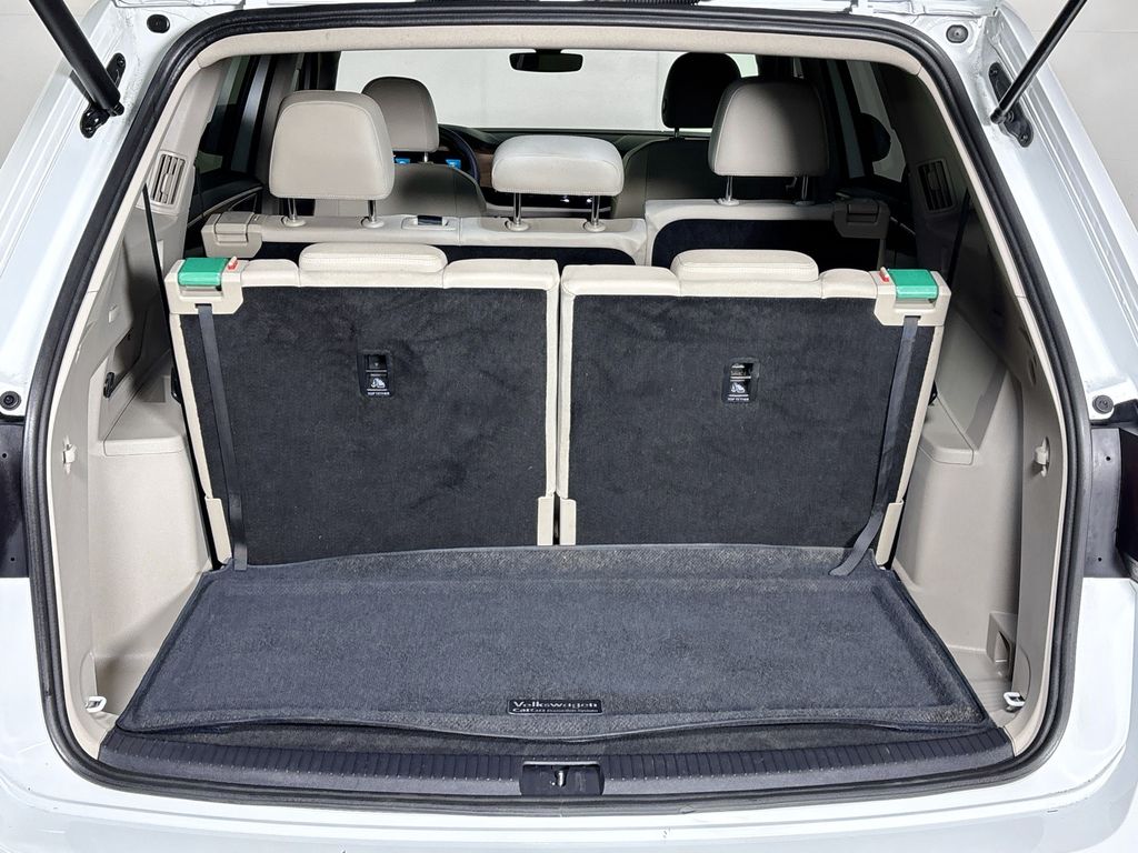 2024 Volkswagen Atlas 2.0T SE