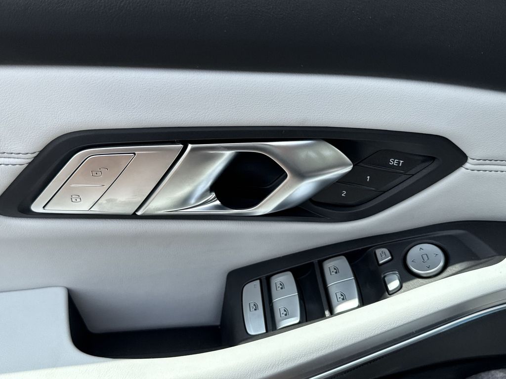 Thumbnail: 2027 BMW M3 - 13