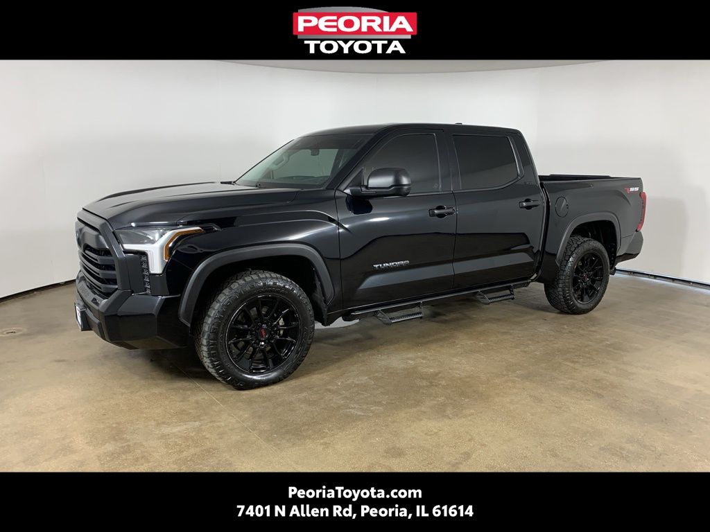 2022 Toyota Tundra SR5 CrewMax Cab 4WD