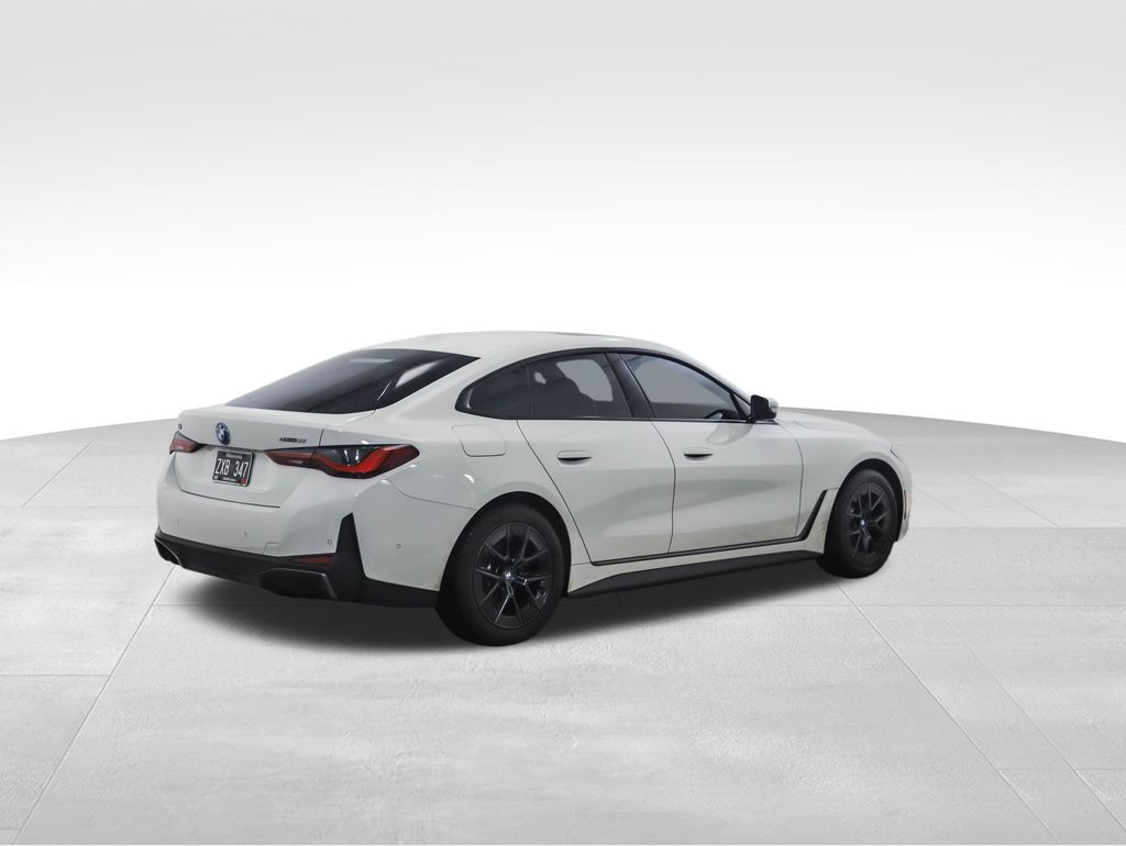 Thumbnail: 2023 BMW i4 - 5