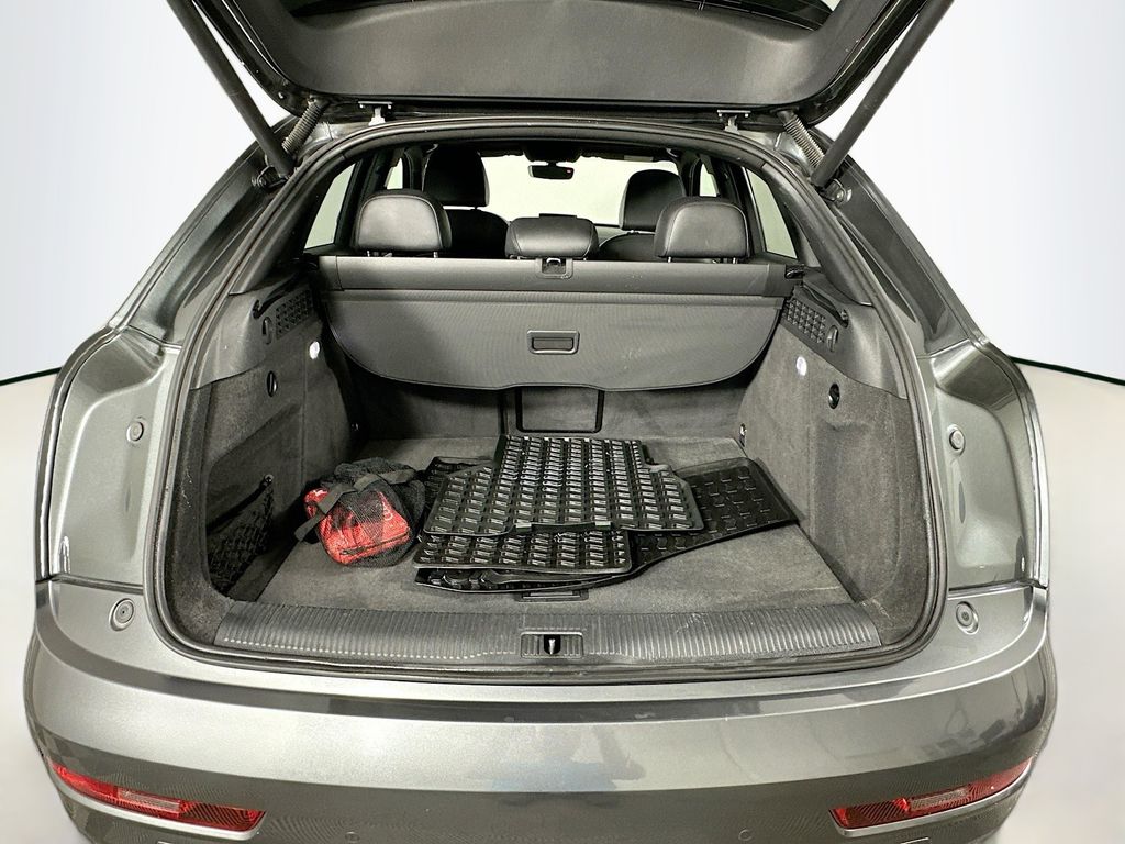 Thumbnail: 2018 Audi Q3 - 26