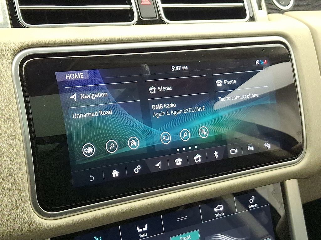 Thumbnail: 2020 Land Rover Range Rover - 25