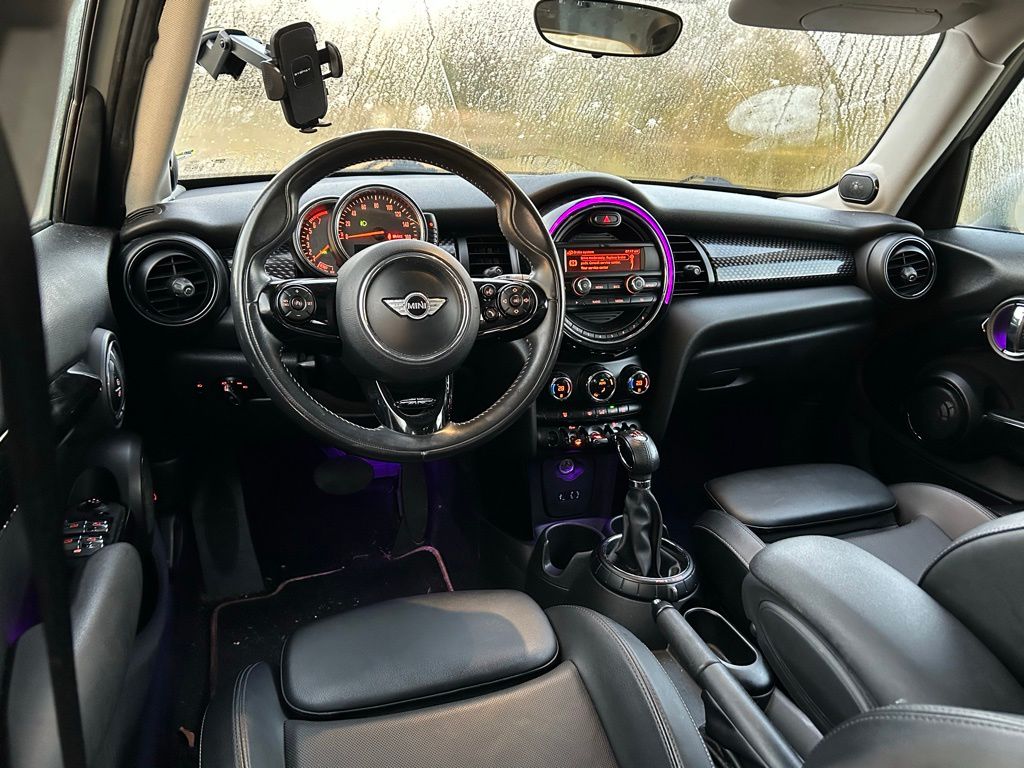 Thumbnail: 2016 MINI Cooper - 12