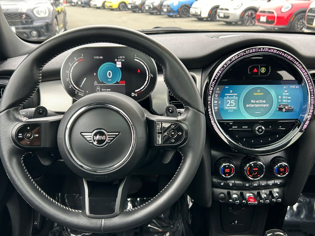 Thumbnail: 2023 MINI Cooper - 17