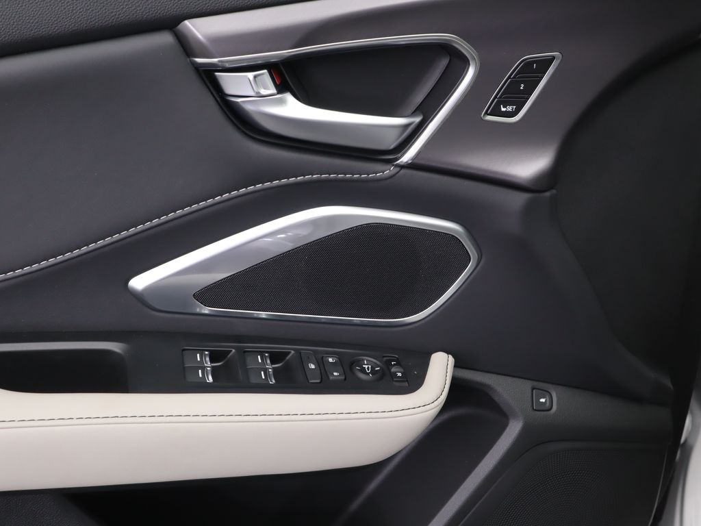 Thumbnail: 2026 Acura RDX - 24