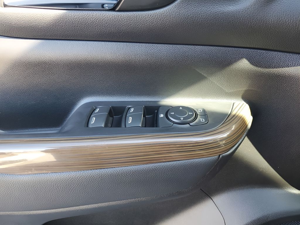 Used Car 2023 Gmc Acadia  Sle For Sale Under $30,000 In Austin, Texas