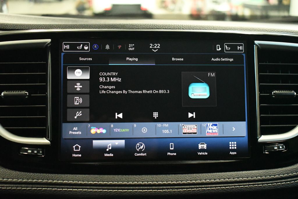 Used 2026 Red Chrysler Select image 34