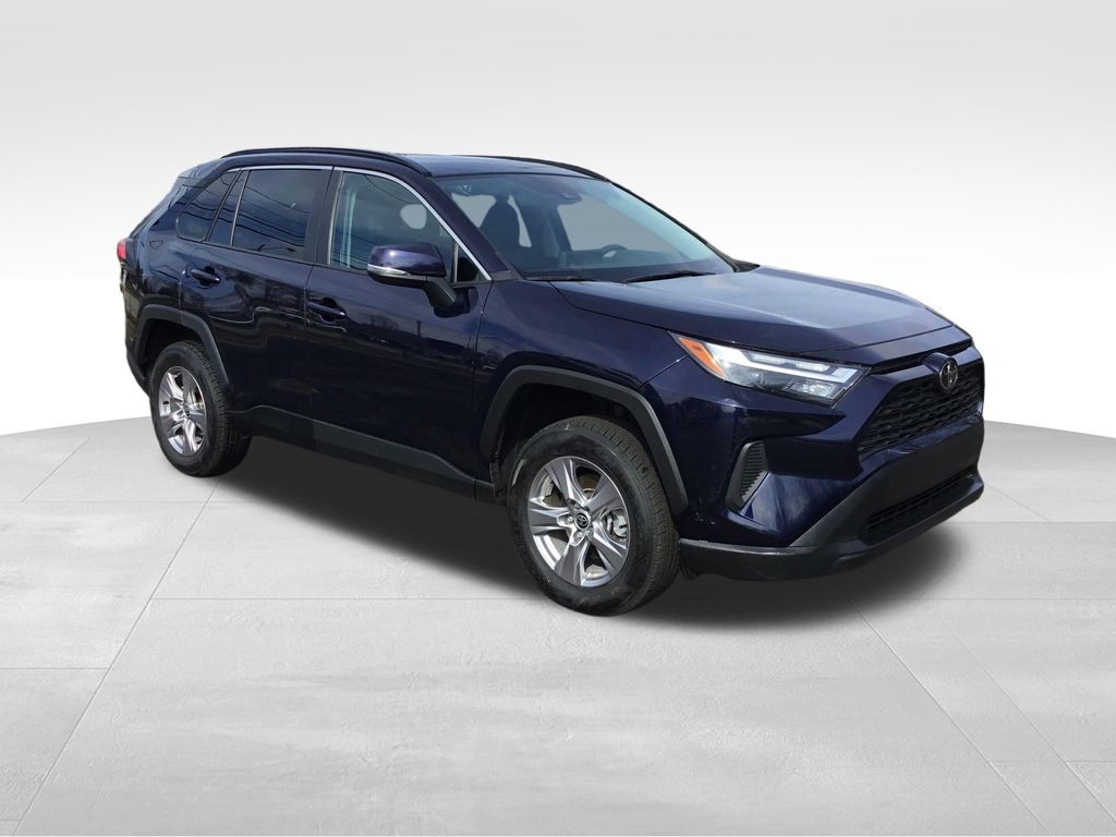 Thumbnail: 2022 Toyota RAV4 - 7