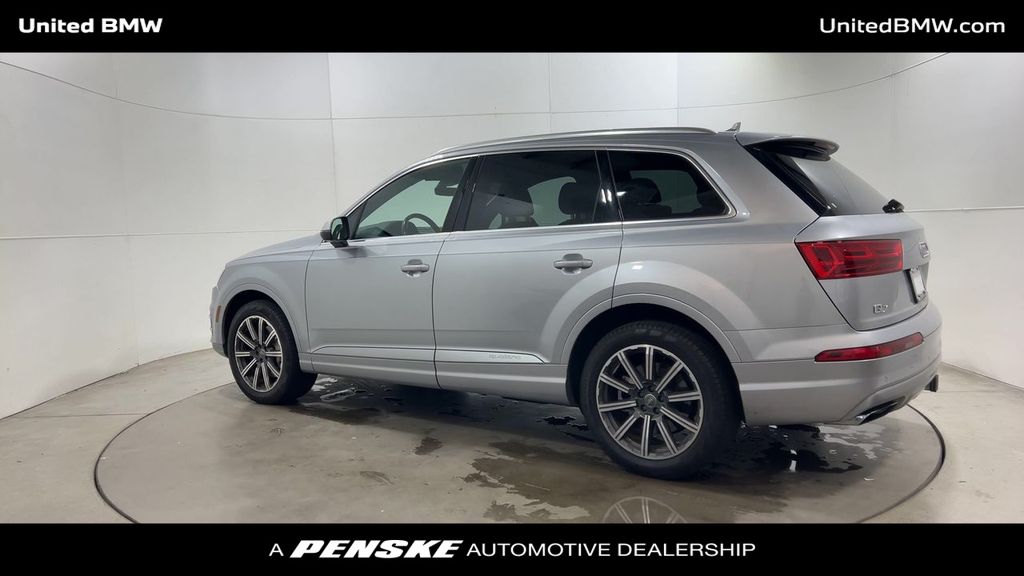 Thumbnail: 2017 Audi Q7 - 6