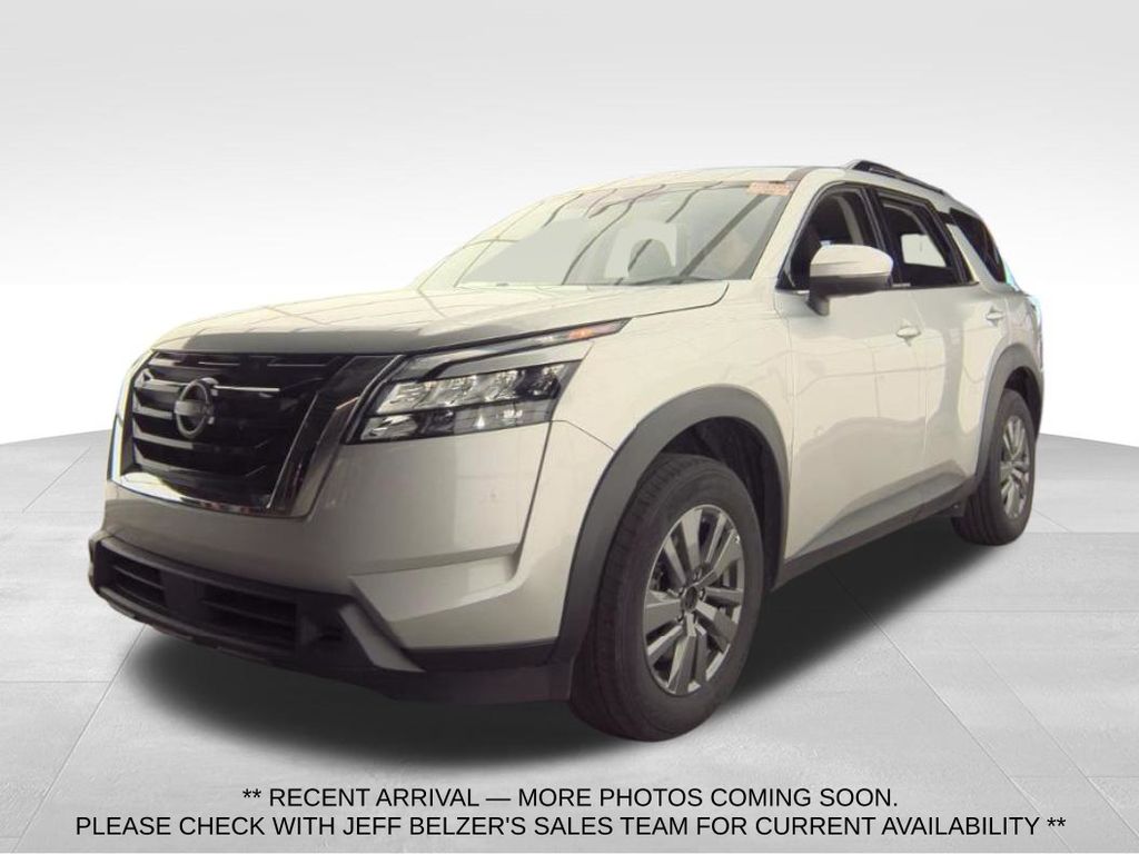 Brilliant Silver Metallic 2025 Nissan Pathfinder SV FWD SUV / Crossover Front-Wheel Drive 9-Speed Automatic