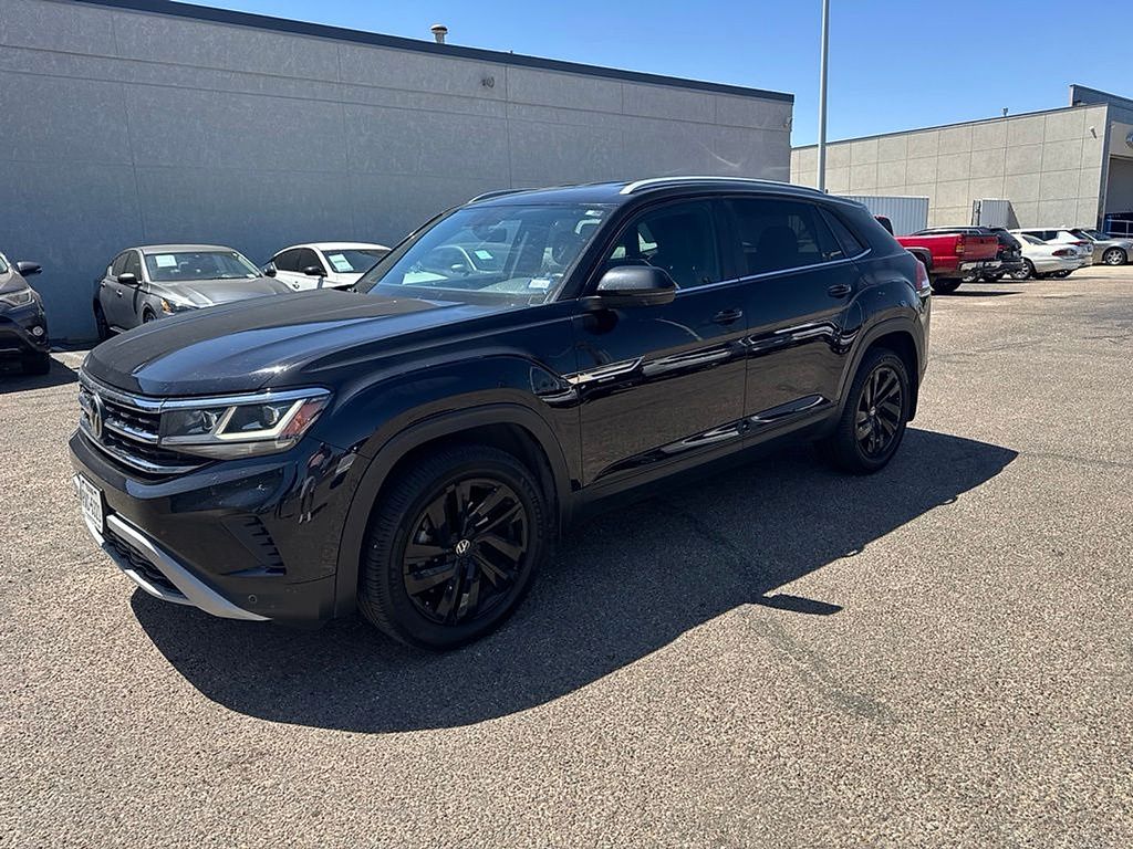 2022 Volkswagen Atlas Cross Sport 3.6L V6 SE w/Technology - 1