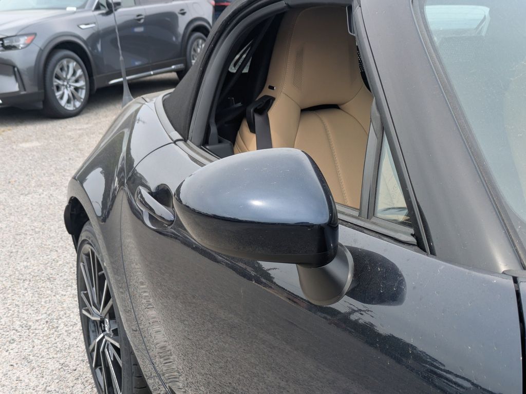 2026 Mazda MX-5 Miata Grand Touring