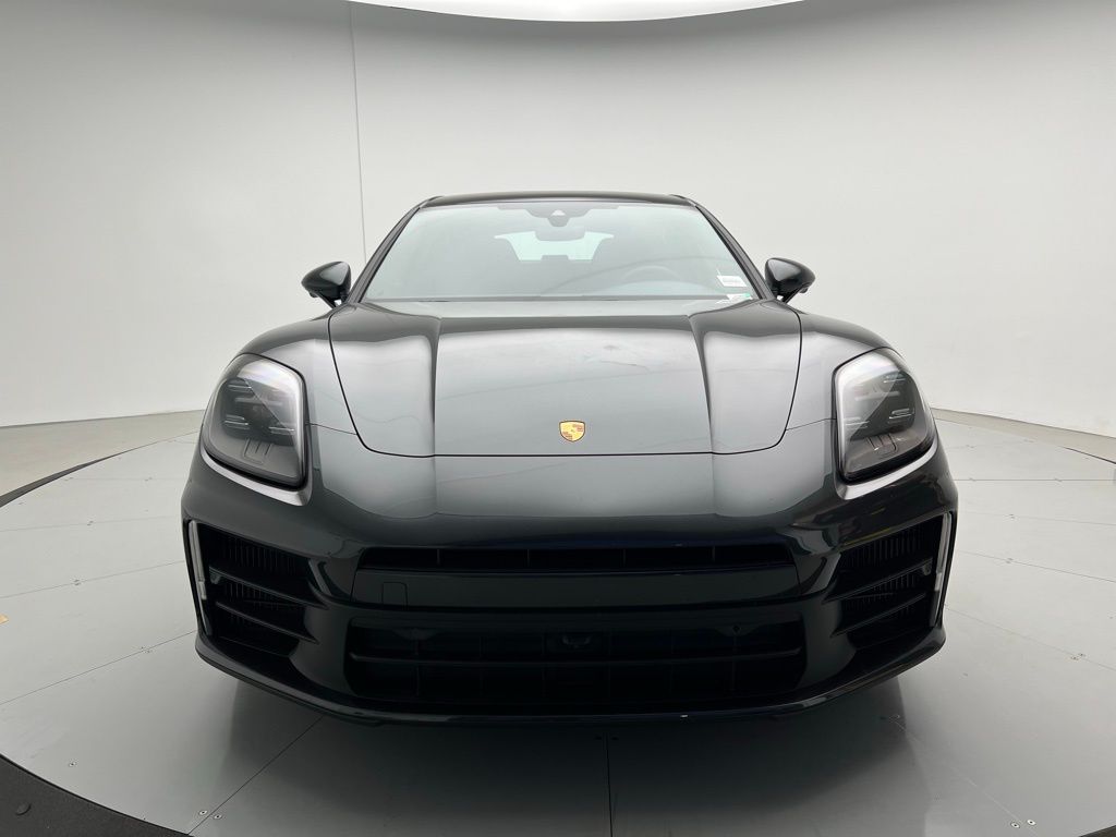 Thumbnail: 2025 Porsche Panamera - 25