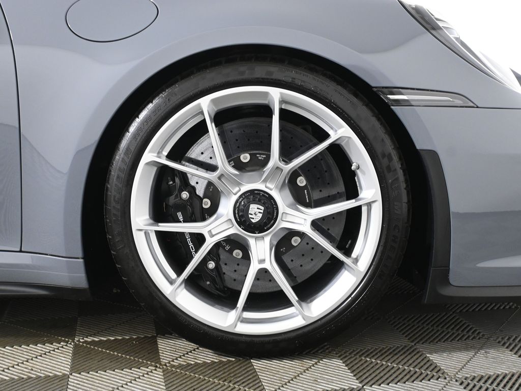 Thumbnail: 2023 Porsche 911 - 12