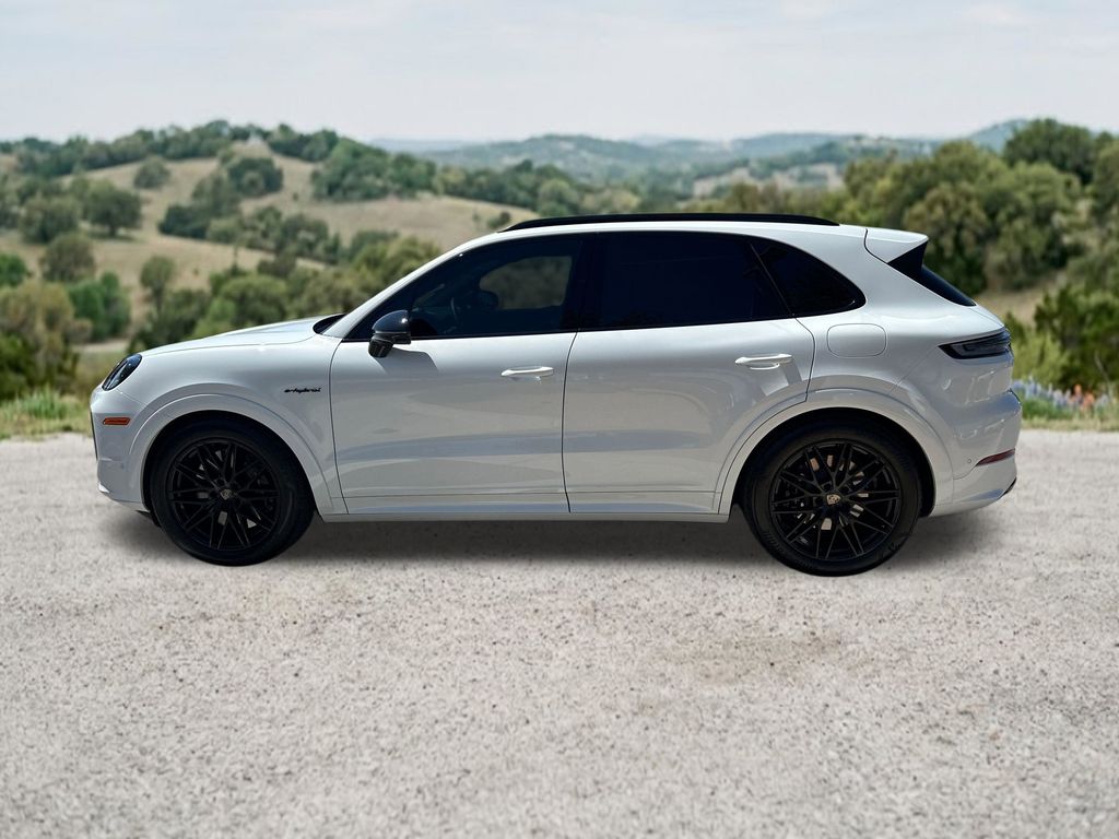 Used Car 2025 Porsche Cayenne E-hybrid  Turbo For Sale Under $150,000 In Austin, Texas
