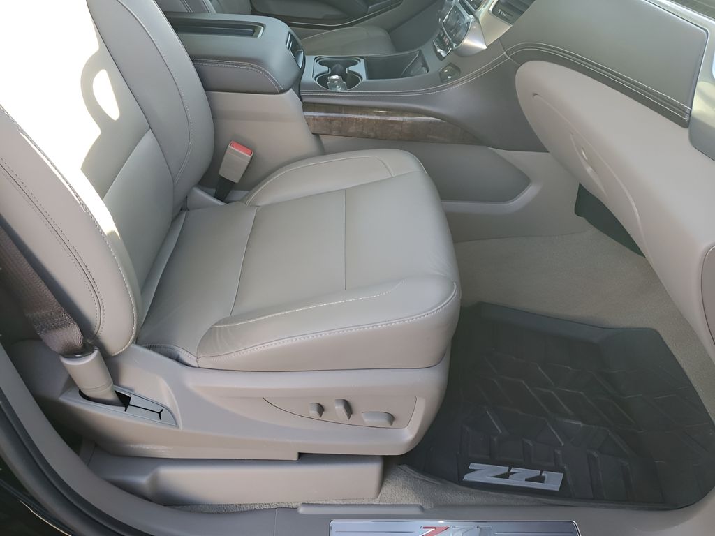 Used Car 2019 Chevrolet Suburban  Lt For Sale Under $30,000 In Austin, Texas