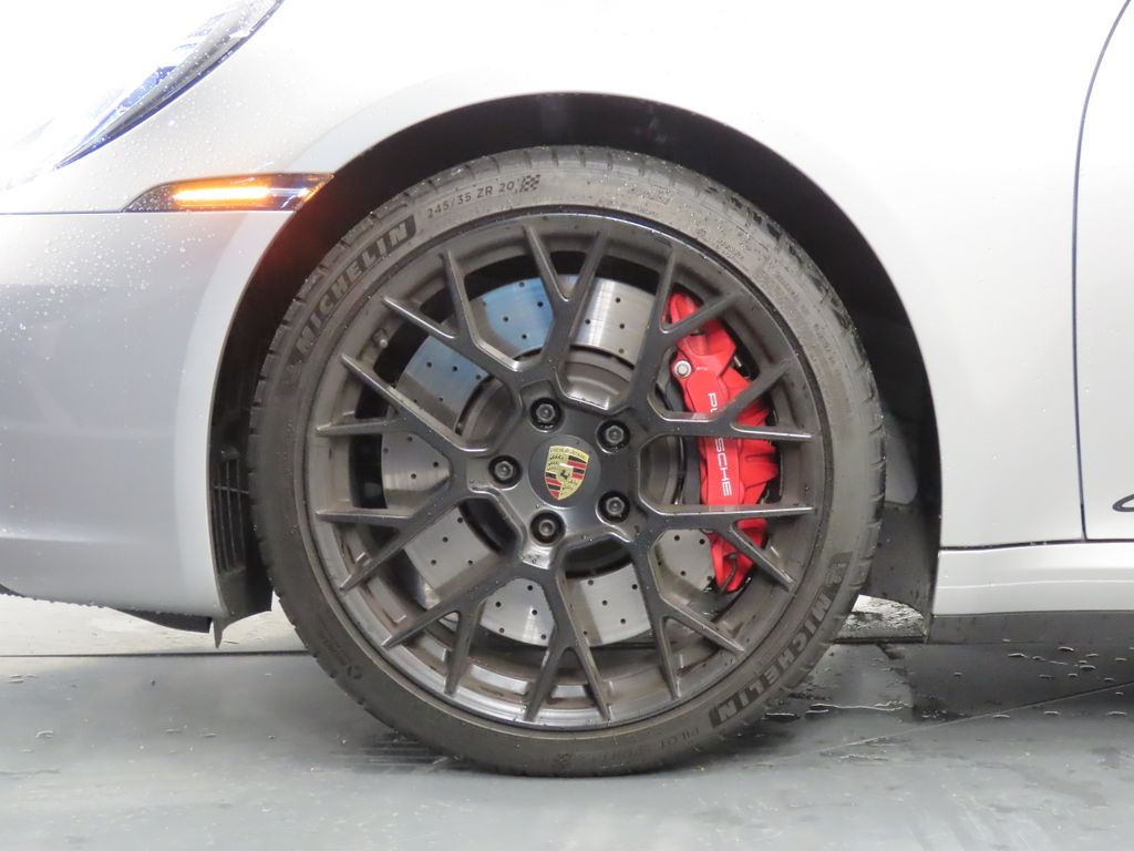 Thumbnail: 2022 Porsche 911 - 11