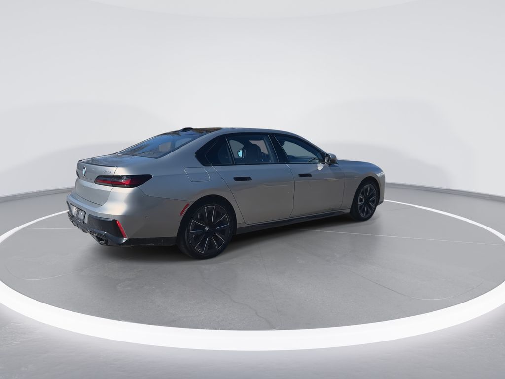 Thumbnail: 2023 BMW 7 Series - 8