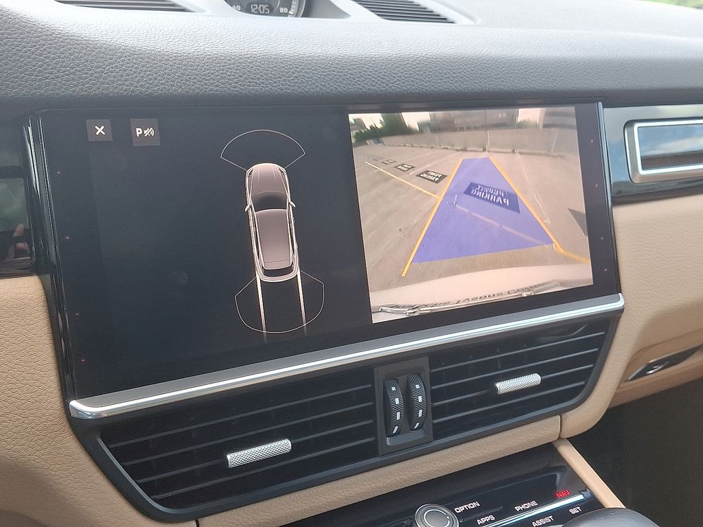 2021 Porsche Cayenne E-Hybrid 19