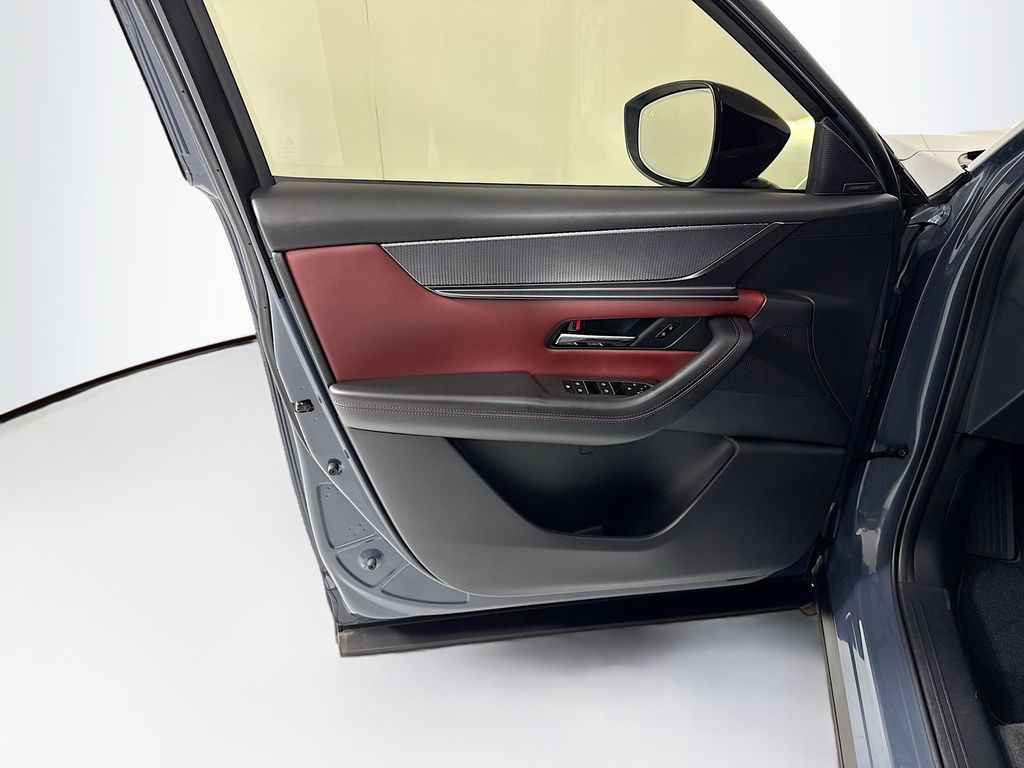 Thumbnail: 2025 Mazda CX-70 - 24