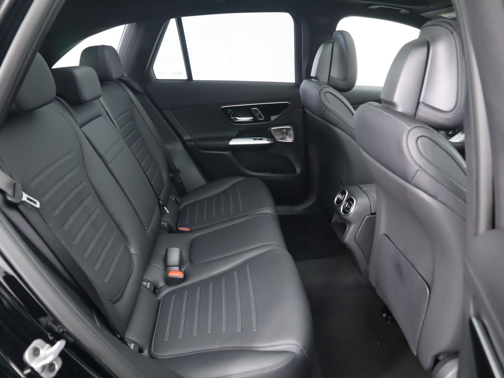 Thumbnail: 2026 Mercedes-Benz GLC - 24