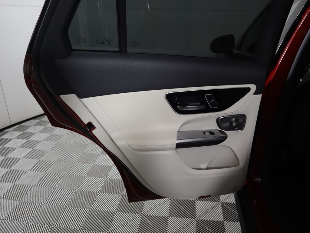 Thumbnail: 2026 Mercedes-Benz GLC - 28