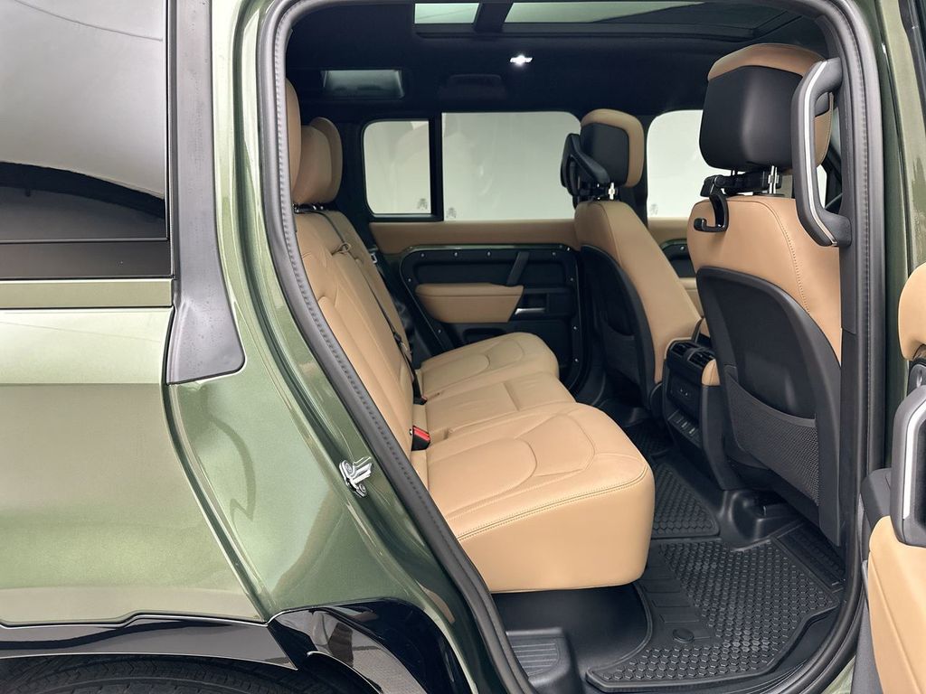 Thumbnail: 2026 Land Rover Defender - 15