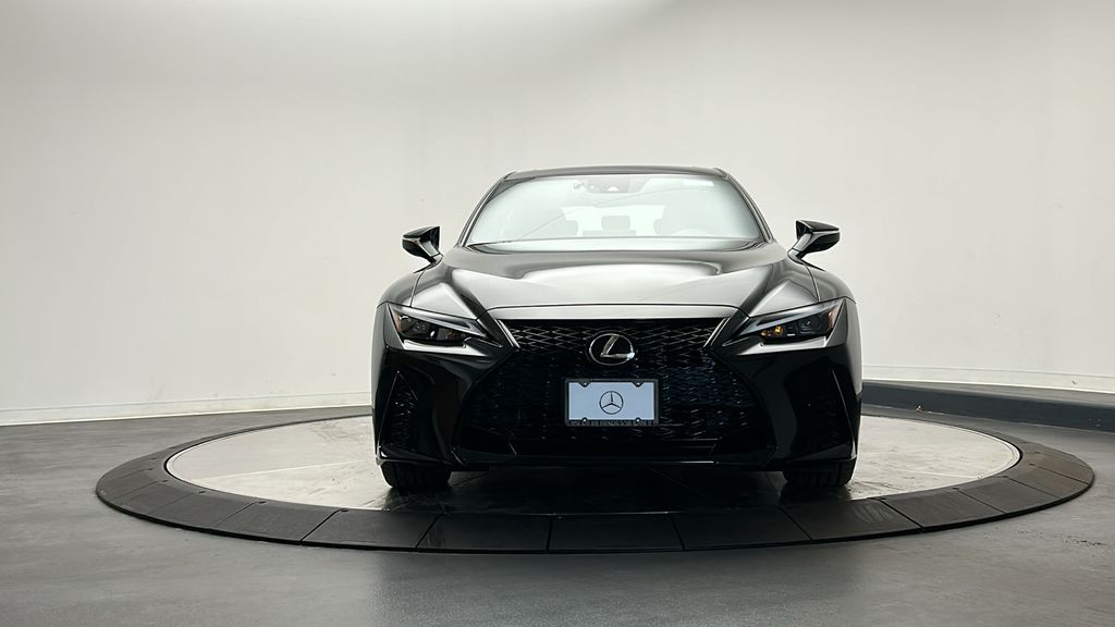 2023 Lexus IS 350 2