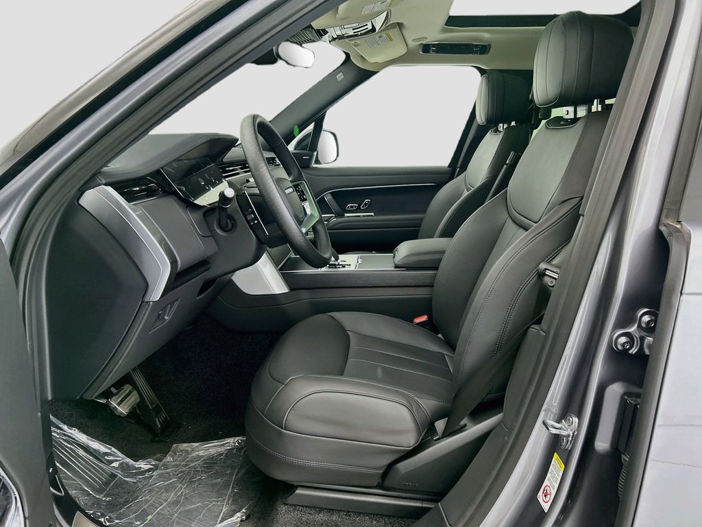 Thumbnail: 2026 Land Rover Range Rover - 18